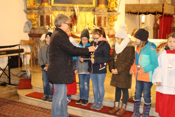 Kreuzübergabe EK Kinder_23