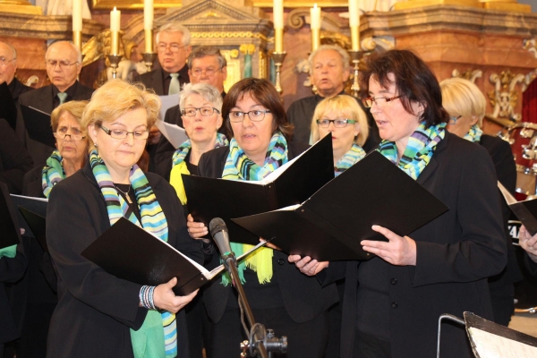 Gospelmesse und Ministranteneinweihung_14